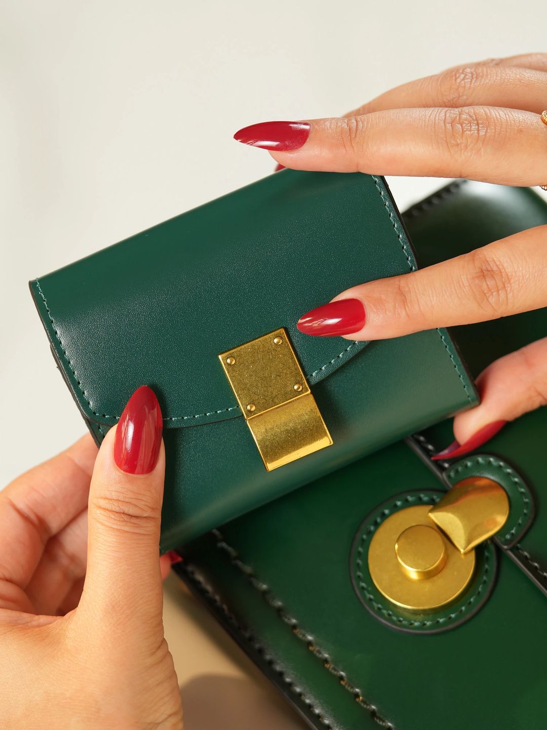 Green Wallet - 4