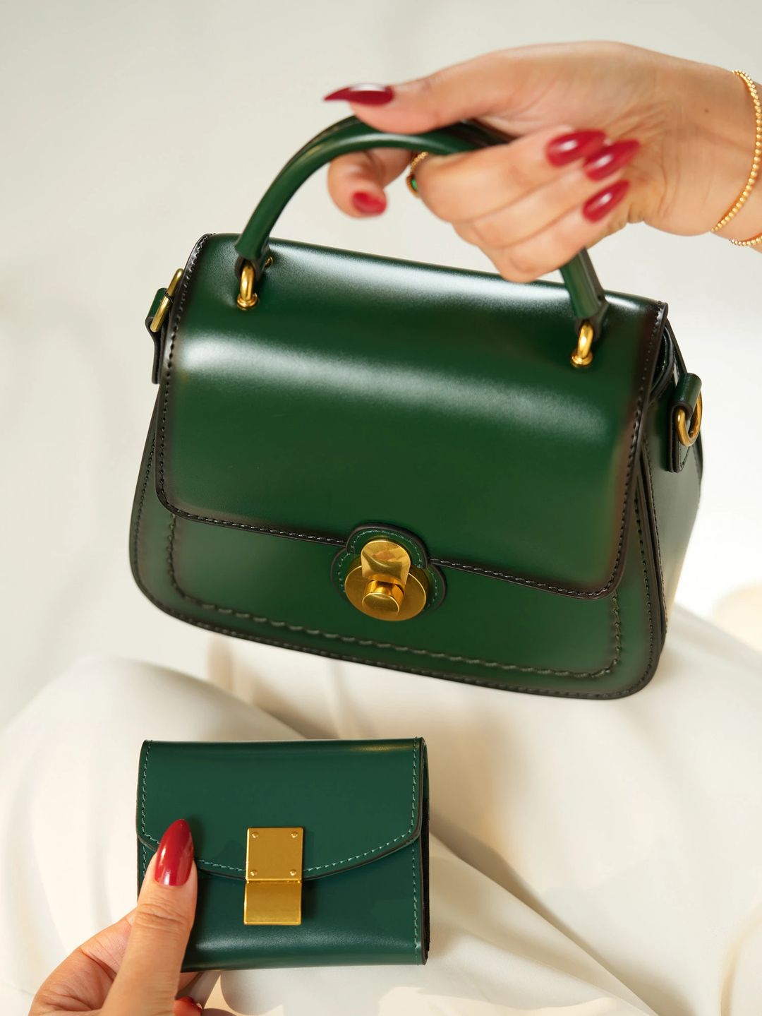 Green Wallet - 2