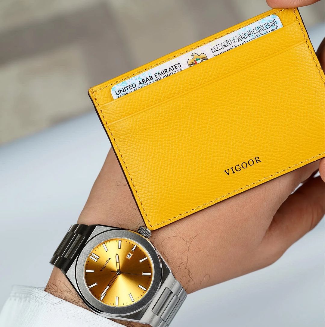 Yellow card holder - 7