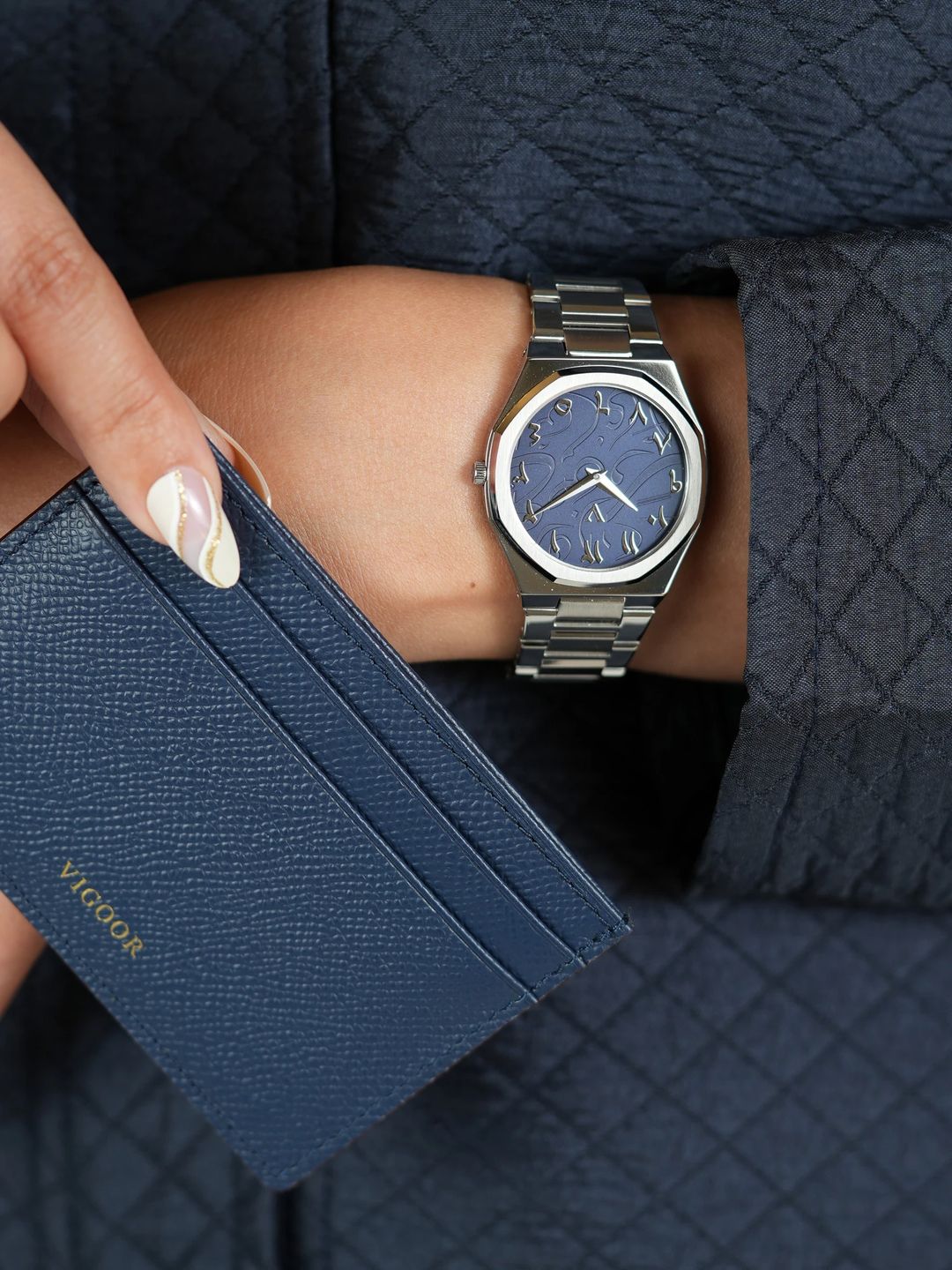 ساعه المستقبل /Blue future watch - 10