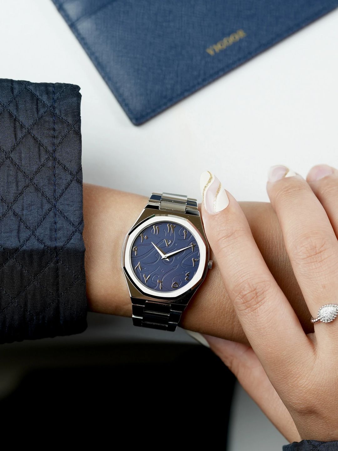 ساعه المستقبل /Blue future watch - 7