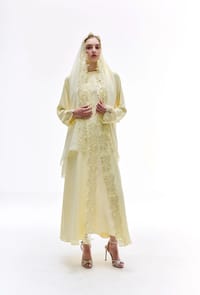 Butter yellowing abaya thumb 2
