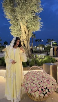 Yellow dantelle  abaya thumb 1