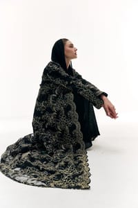 Gold abaya thumb 9