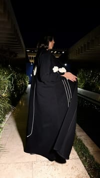 One flower abaya thumb 2