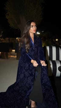Indigo abaya thumb 1