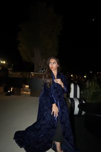 Indigo abaya thumb 2