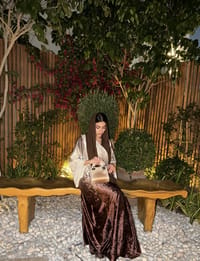 Brownie gold abaya thumb 2