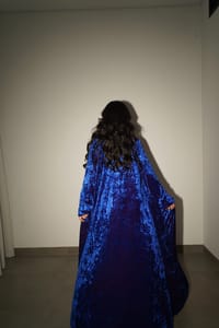 Blue an red abaya thumb 3
