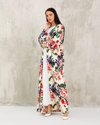 Flowery abaya thumb 1