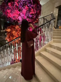 Rouge abaya thumb 2