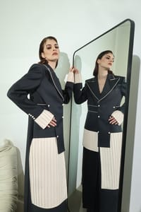 Black Colour-Block Patch Coat thumb 8