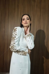 White Lace-Sleeve Tailored Coat thumb 11