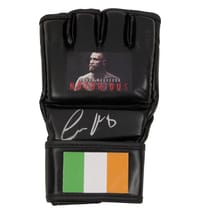 Conor McGregor Signed MMA Glove (BECKETT) thumb 4