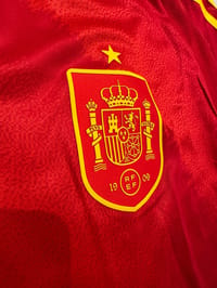 Lamine Yamal Signed 2024 Spain Jersey (BECKETT) thumb 10