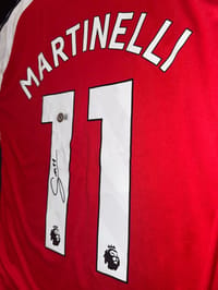 Gabriel Martinelli Signed 2024/25 Arsenal Jersey (BECKETT) thumb 10