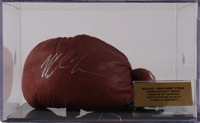 Mike Tyson signed Vintage Boxing Glove (PSA) thumb 3