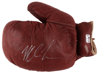 Mike Tyson signed Vintage Boxing Glove (PSA) thumb 4