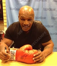 Mike Tyson Signed Boxing Glove (BECKETT) thumb 5