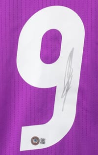 Karim Benzema Signed 2016/17 Real Madrid Jersey (BECKETT) thumb 5