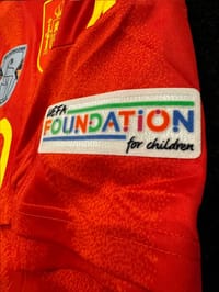 LAMINE YAMAL SIGNED 2025 SPAIN JERSEY thumb 9