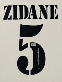 Zinedine Zidane Signed 2001/02 Real Madrid Jersey (Beckett) thumb 6