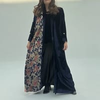 Velvet Abaya w Velvet Tarha A20 thumb 5