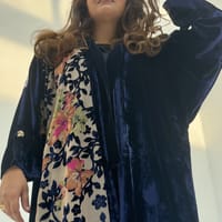 Velvet Abaya w Velvet Tarha A20 thumb 7