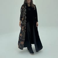 Velvet Abaya w Velvet Tarha A4 thumb 1
