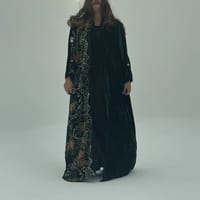 Velvet Abaya w Velvet Tarha A25 thumb 8
