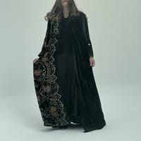 Velvet Abaya w Velvet Tarha A25 thumb 7