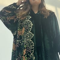 Velvet Abaya w Velvet Tarha A25 thumb 6