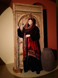 Velvet Abaya w Chiffon Tarha J6 thumb 7