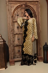 Silky Velvet Hand-block Kaftan A thumb 8
