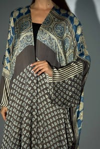 Bisht Pure Silk Handblock Abaya A32 thumb 9