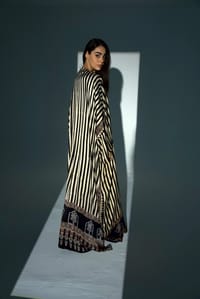 Bisht Pure Silk Handblock Abaya A22 thumb 6