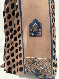 Bisht Pure Silk Handblock Abaya C4 thumb 3