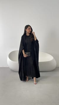 Noire Abaya thumb 1