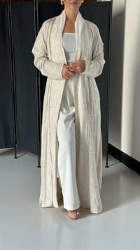 perlina in white thumb 3
