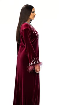 Velvet with Feather thumb 5