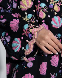 F48-J003 thumb 4