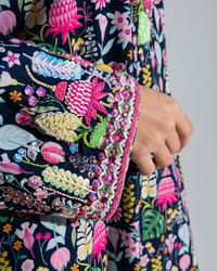 F21-J003 thumb 4