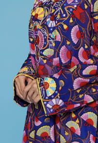 F243-J01 thumb 2