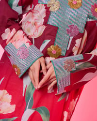 J018 thumb 3