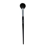 Fluffy fan highlighter brush thumb 1