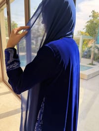 Lojain Velvet abaya - Royal blue thumb 2