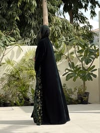 Lojain Velvet abaya - emerald green thumb 2
