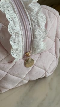 Pink heart toiletries pouch 🧼💖🧴 thumb 3