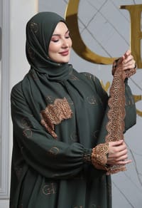 GH al fursan prayer clothes thumb 2