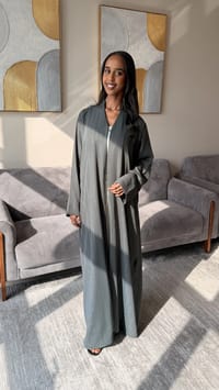 Glam abaya thumb 6